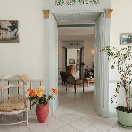 Chateau De Bed & Breakfast Bénac