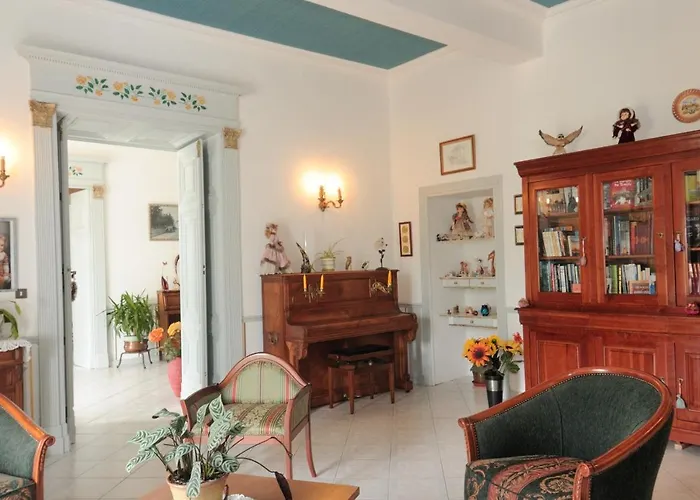 Chateau De Отель типа 