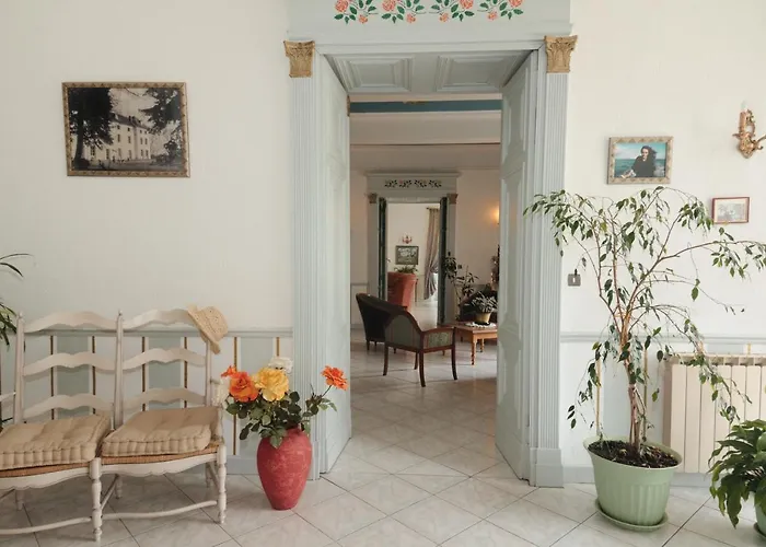 Chateau De Отель типа 