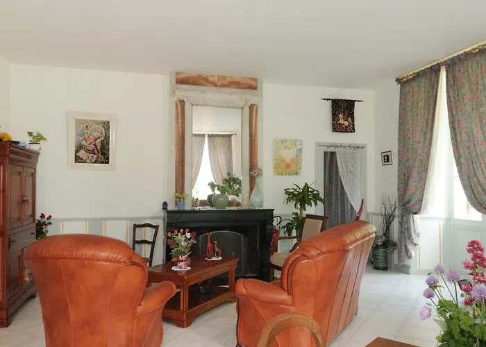 Chateau De 3* Benac (Ariege)