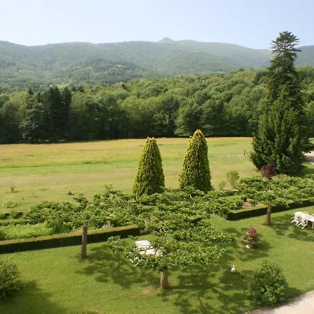 Chateau De *