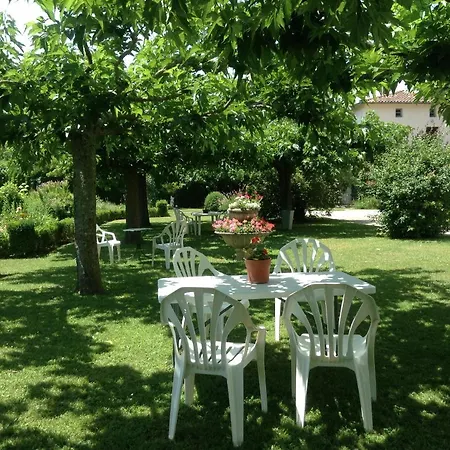 Couette-café Chateau De