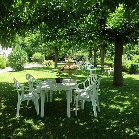 Couette-café Chateau De 3*