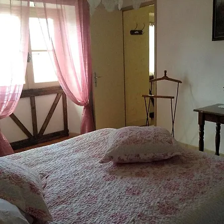 Couette-café Chateau De 3*