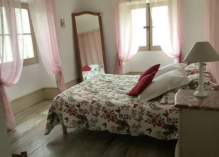 Frühstückspension Chateau De 3*